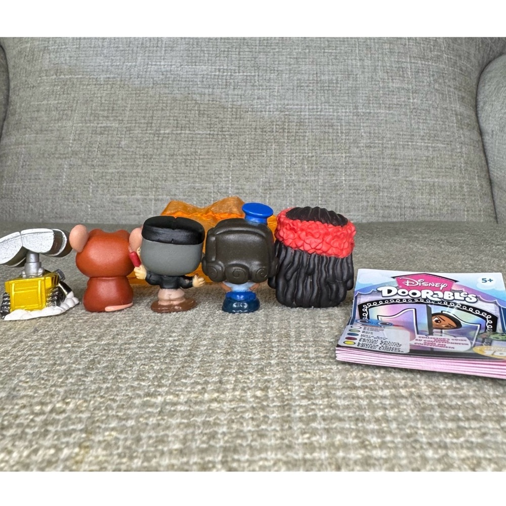 Set of Five Series Ten Doorables - Picture 2 of 3